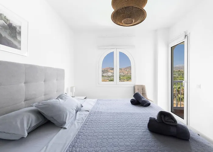 Stella Maris, 2 Bedroom *