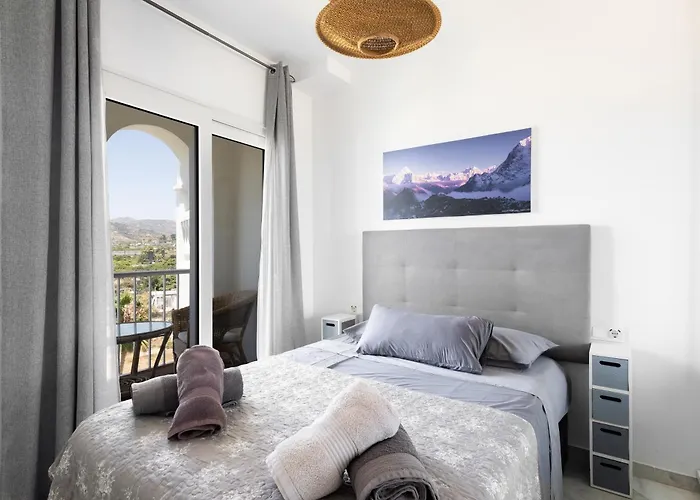 Stella Maris, 2 Bedroom * Nerja