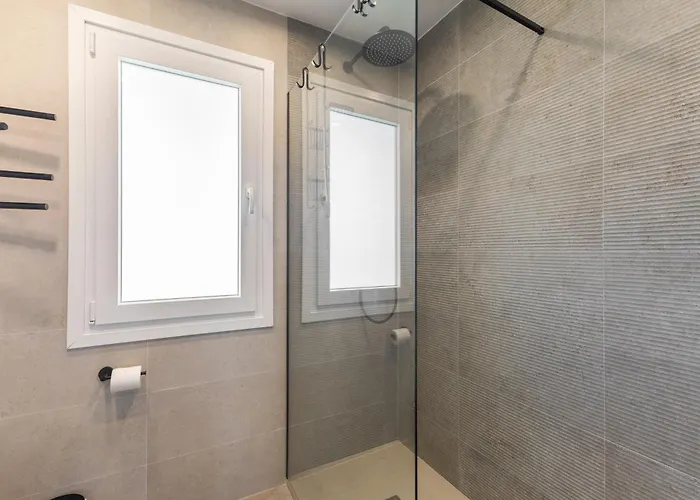 Stella Maris, 2 Bedroom *